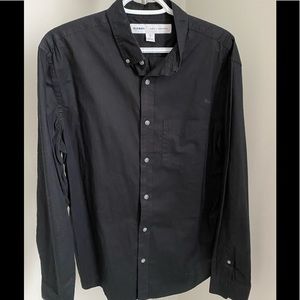Men’s Button up shirt